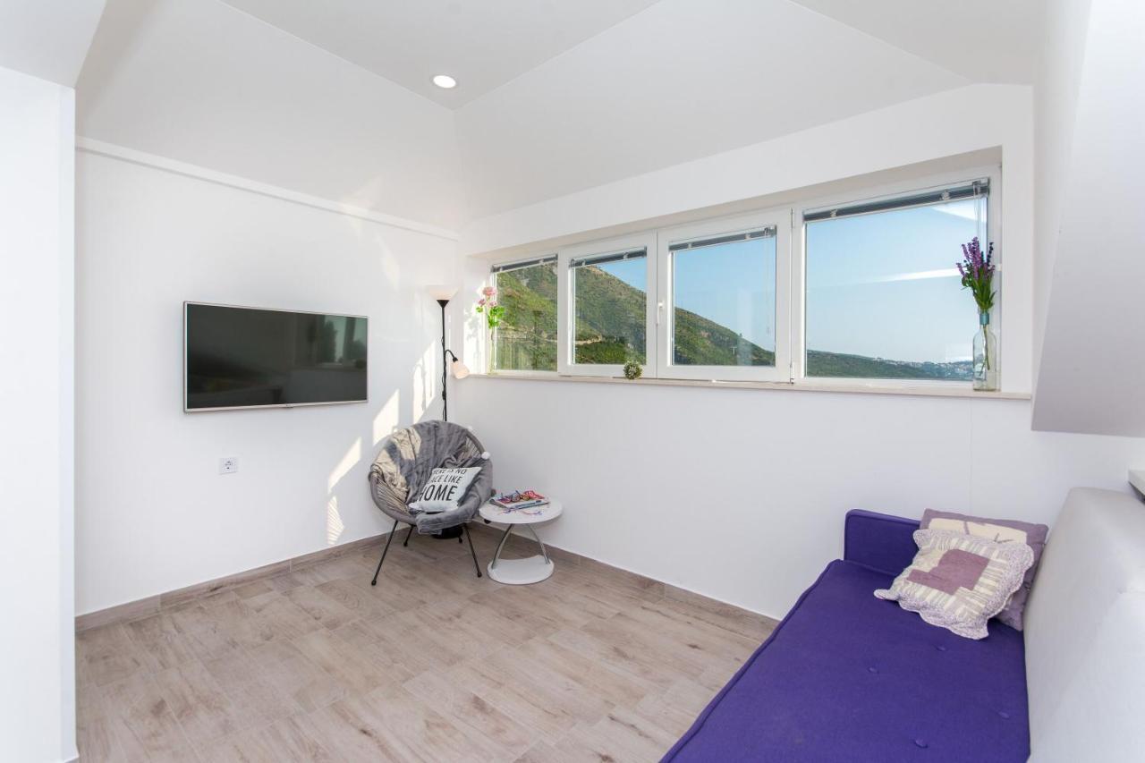 Apartment Lavender Plat Mlini Eksteriør billede